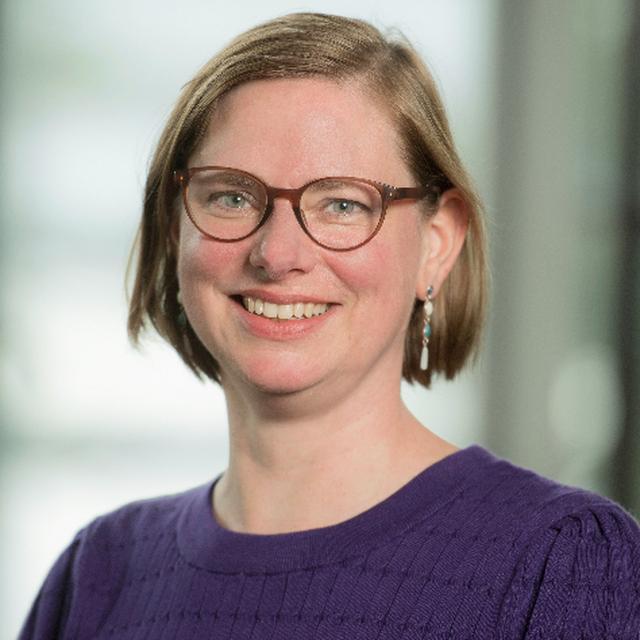 Pasfoto Amber van der Sar